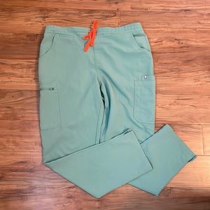 Figs Yola scrub pants